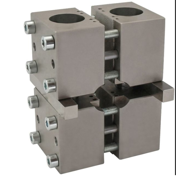 In-Plane Compressive test fixture