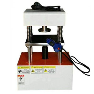 ISO 34-1 Rubber and polymer sample cutting press