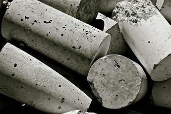 ASTM C39 Compressive Strength Test of Cylindrical Concrete Specimens