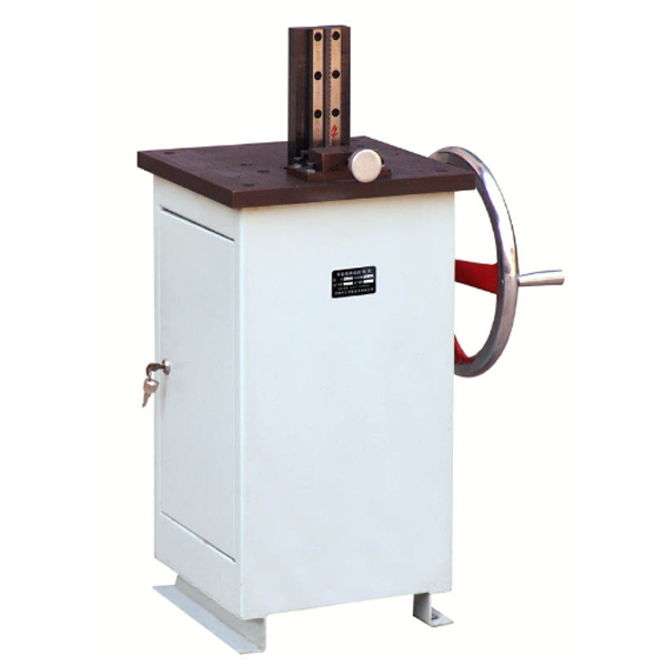 Metal specimen broaching machine
